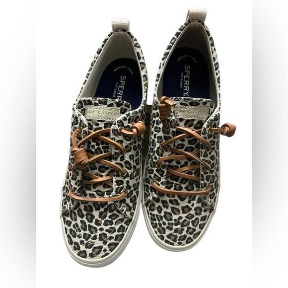 Sperry Shoes - New in box never worn size 8.5 crest vibe animal print sperry shoes